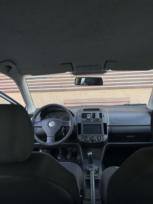 VOLKSWAGEN Polo 2009 — imagine 3