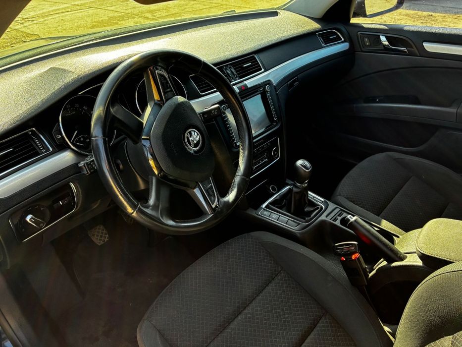 skoda superb 2014 16 diesel,6 +1 trepe manuala