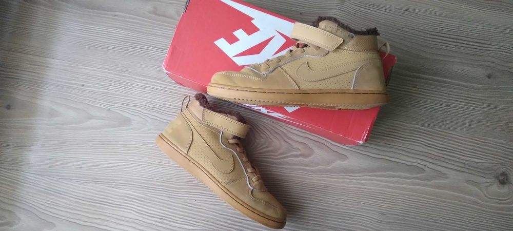 Nike - боти Горчица/Кафяв