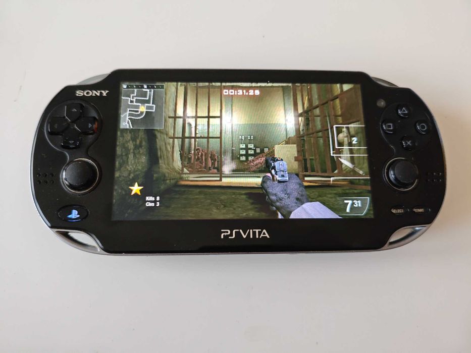 Sony PS Vita - качени много игри - Playstation Vita