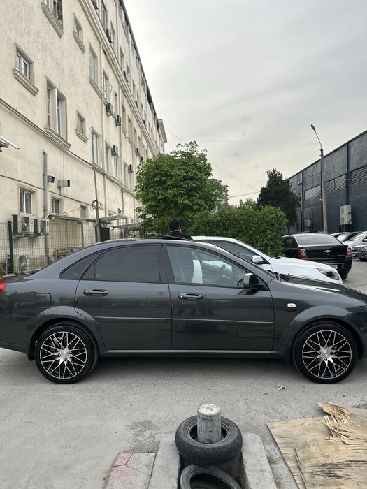 Диска Балон R17 215/45