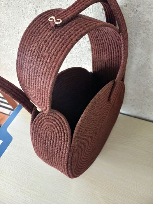 Продам сумочку через плечо