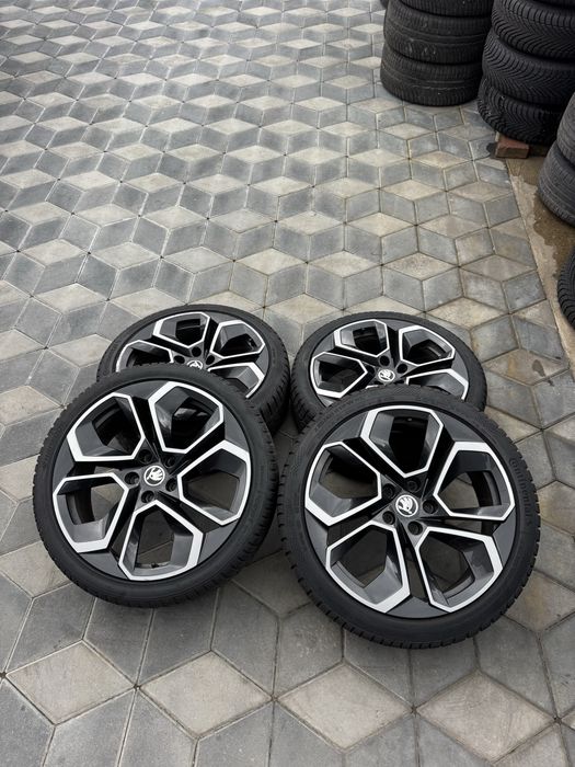 Jante Orig”Skoda RS R19(5x112)”~Octavia/Superb/Kodiaq/Karoq/Yeti/Vw/Seat/Audi~Culoare Deosebita