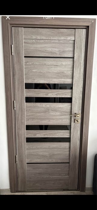 Uşi interior în stare foarte bună