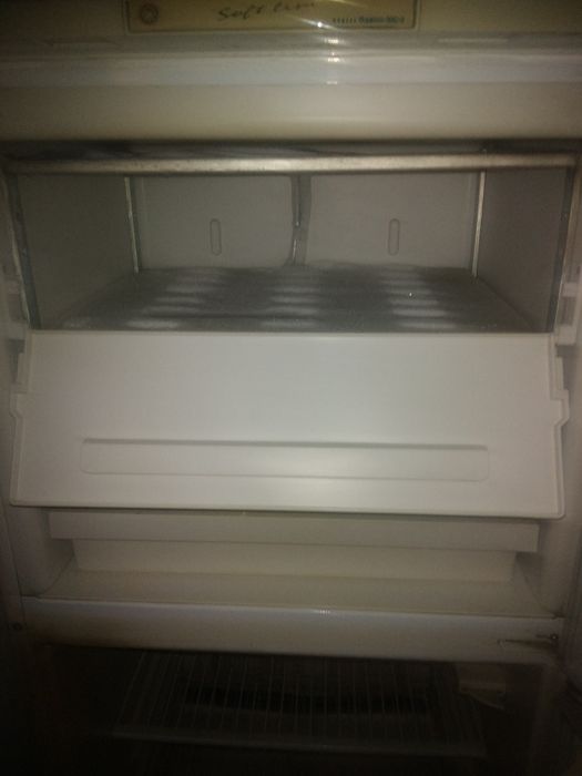 Холодильник Бирюса