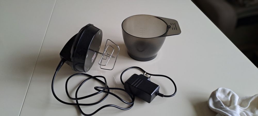 Фризьоски инструменти и оборудване