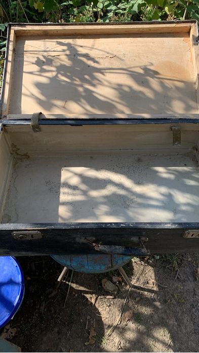 Продаю старинный стул