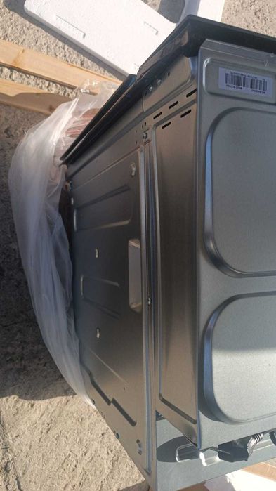 MO69000 GB/Встр. духовка Midea