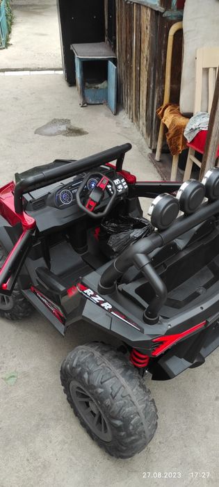 Децкая машина электромобил