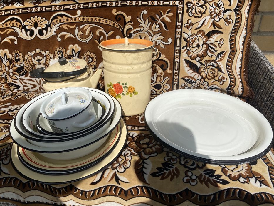 Продам посуду для дачи