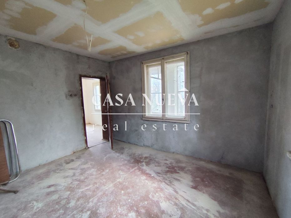 Къща в гр.Перник, Център