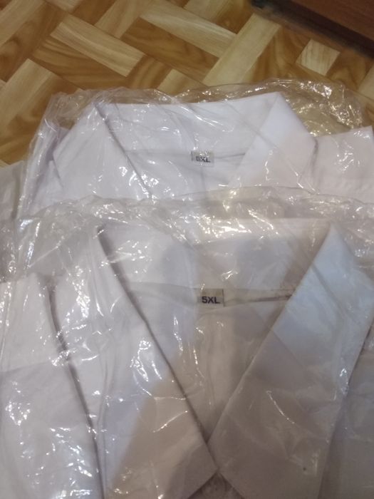 Продаются женские офисные блузки,белого цвета,натуральный хлопок