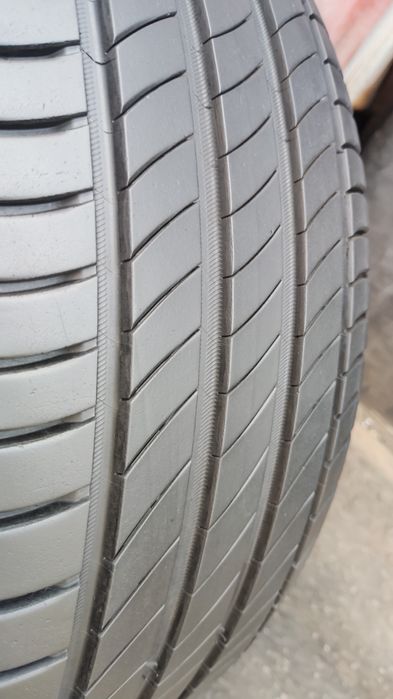 1брой лятна гума 235/45/18 Michelin Primacy 4 
dot0724
7+mm