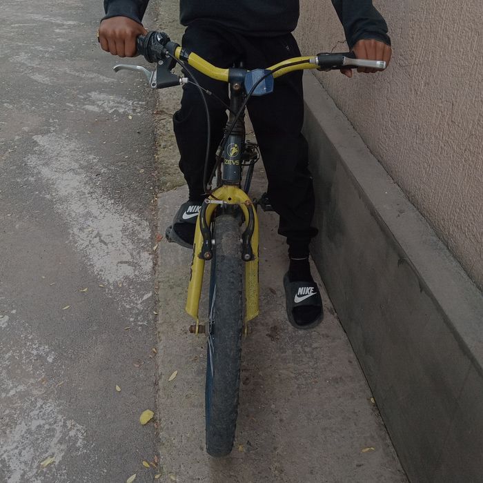 Велосипед спортивное