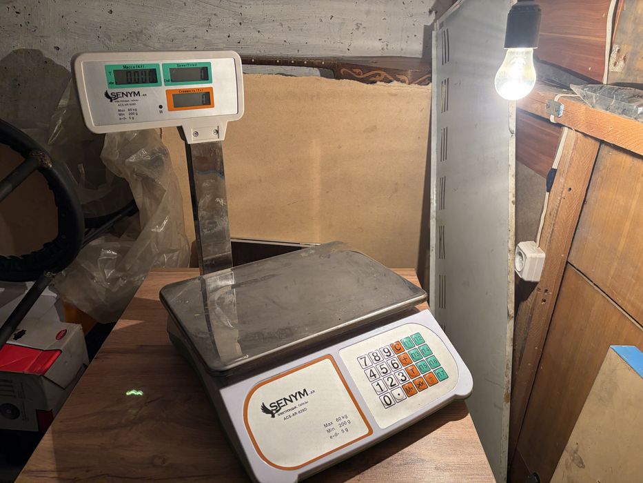 Торговые весы Senym настольное