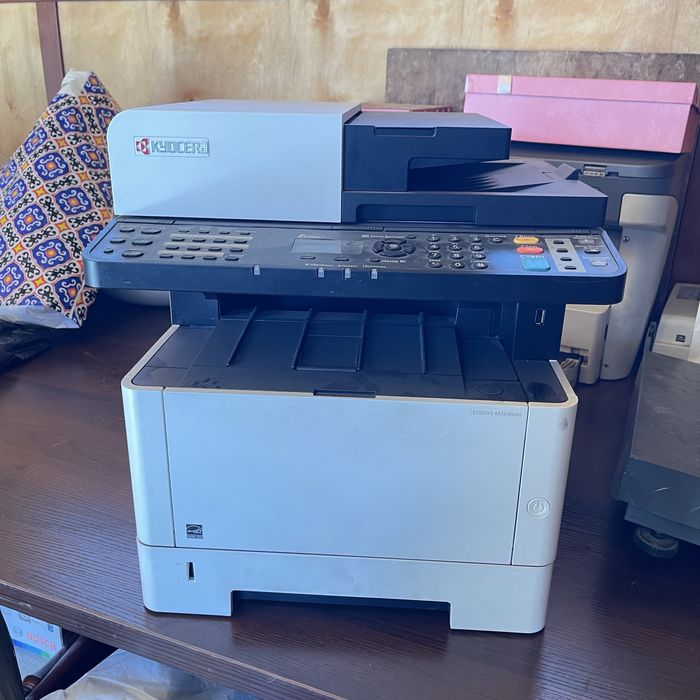 Продам 4 шт принтеры разные