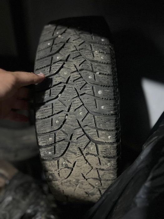 Продам шины с дисками 4 шт