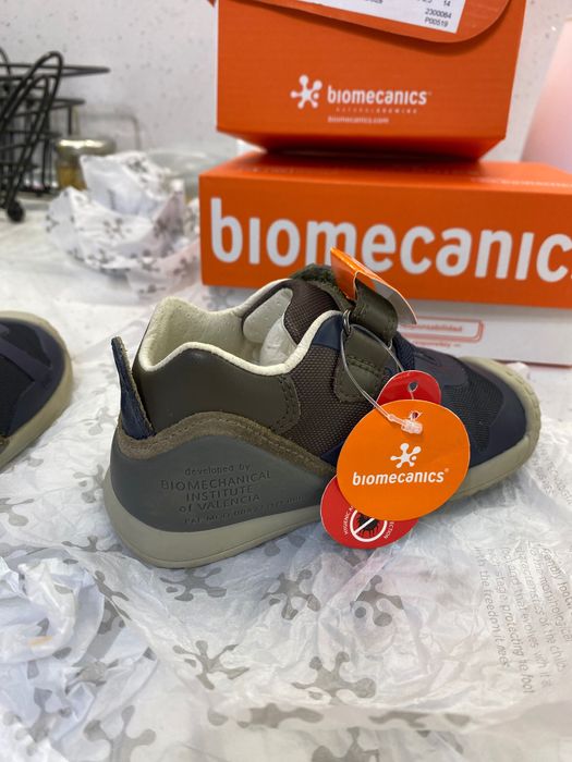 обувки Biomecanics