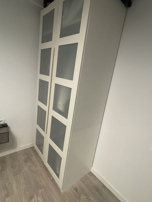 Dulap IKEA PAX 100cm, Uși sticlă mată, 236cm, Stare foarte bună