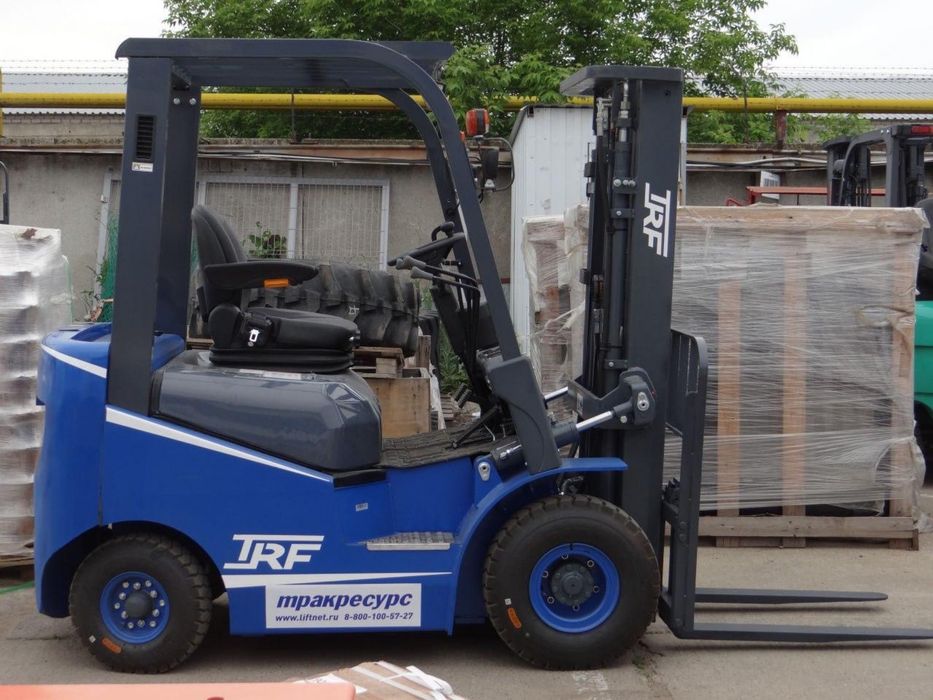 Вилочный погрузчик (кара) 1.5 тонны