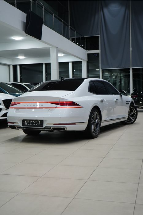 Genesis G90 4wd 2023