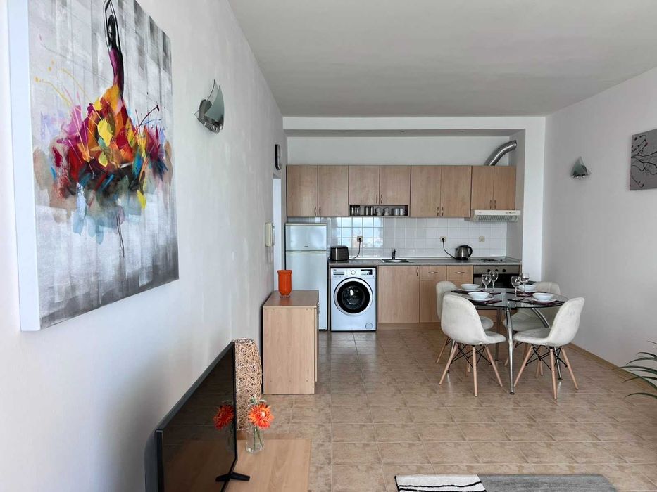 Продава се Двустаен апартамент в Свети Влас - 77 кв.м за 1364 €/кв.м - Снимка #5