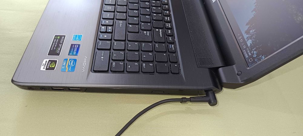 Laptop Medion Akoya I3 3120m Ram 8G HDD/SSD, 15.6 inch 40 cm