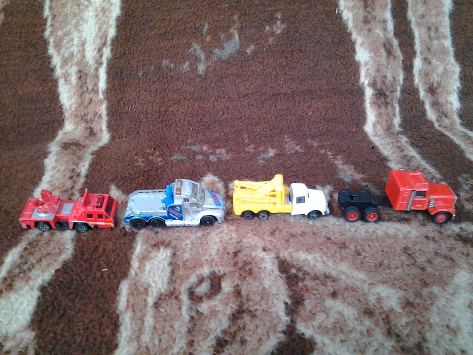 Machete Masinute Metalice 7-9 cm jucarie copii (var. 5)