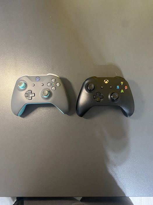 Xbox One X 1 TB 4k + volan