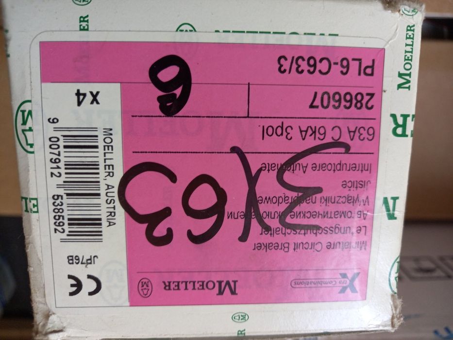 Автоматични предпазители триполюсни МЬОЛЕР