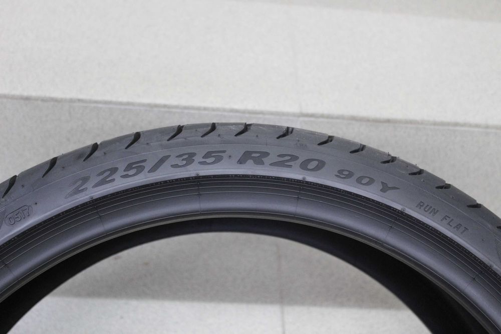 225/35-20 Pirelli P Zero RunFlat