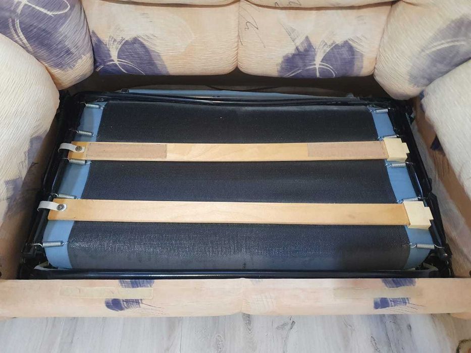 Диван б/у в хорошем состоянии