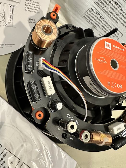 Boxa profesionala noua ! In tiple ! JBL Studio 2 8IC Premium