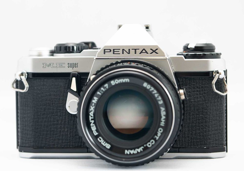 Aparat film Pentax ME Super cu Pentax 50mm 1.7 in stare foarte buna