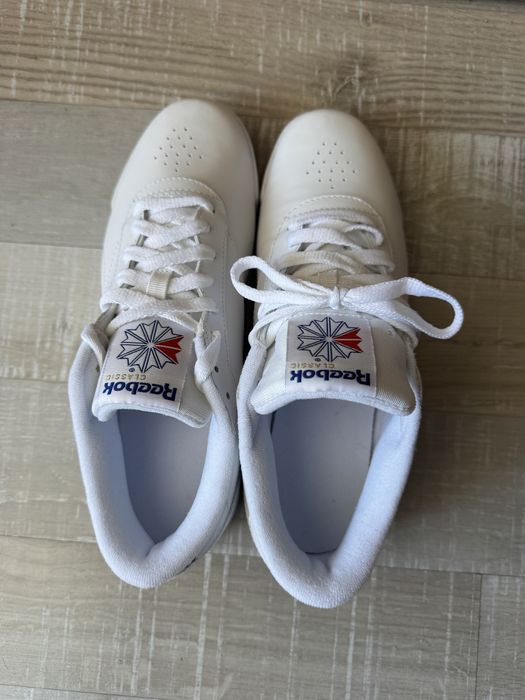 Adidasi Reebok noi bărbați - mărimea 40,5 / 26 cm.