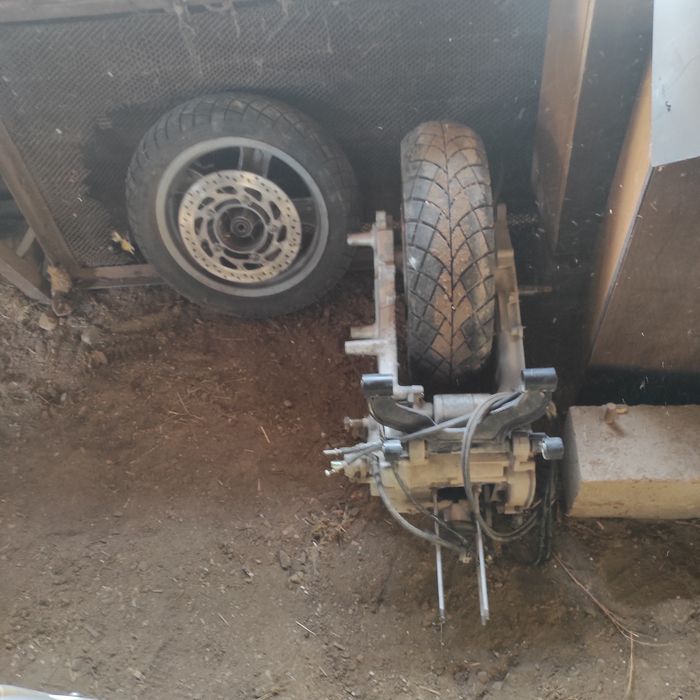 Yamaha versity 300XC на части