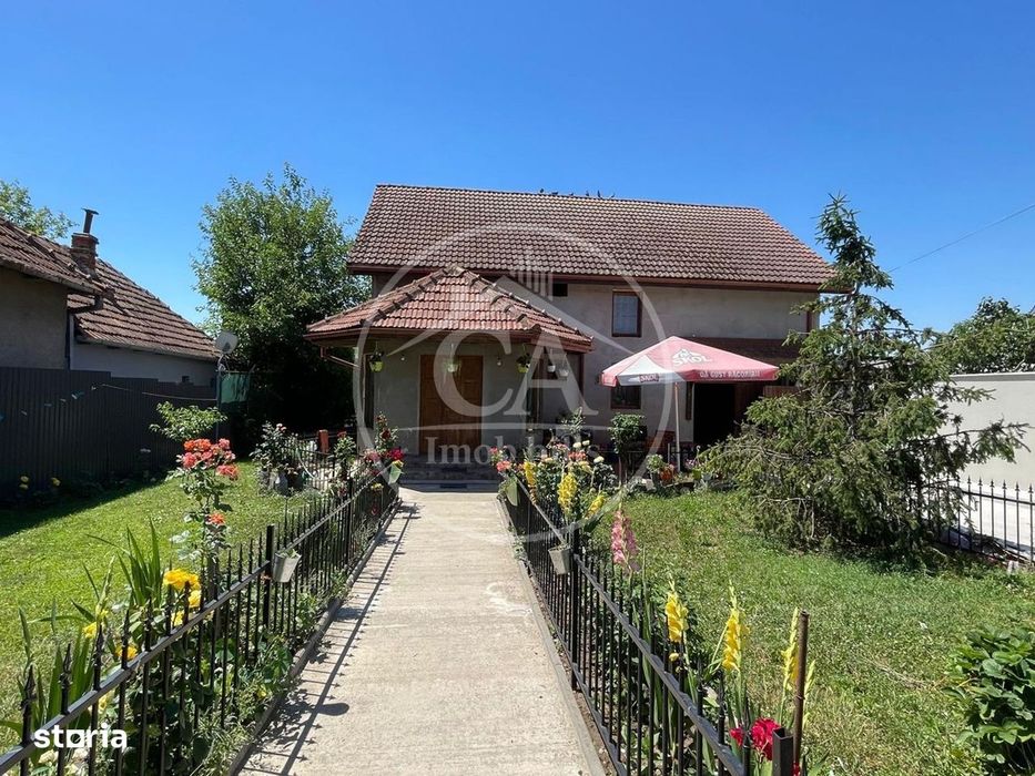 Casa de vânzare cu 4 camere de tip D+P+M in zona Cheriu, Bihor