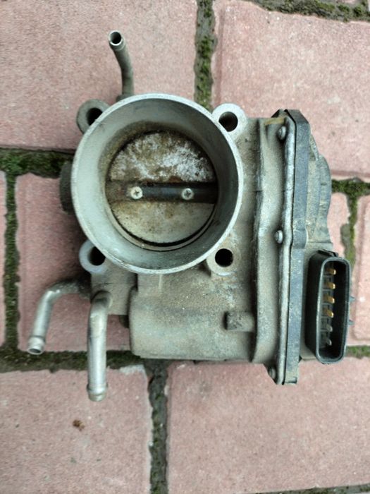 Автозапчасти на 30ку