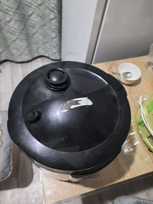 Продаётся мультиварка