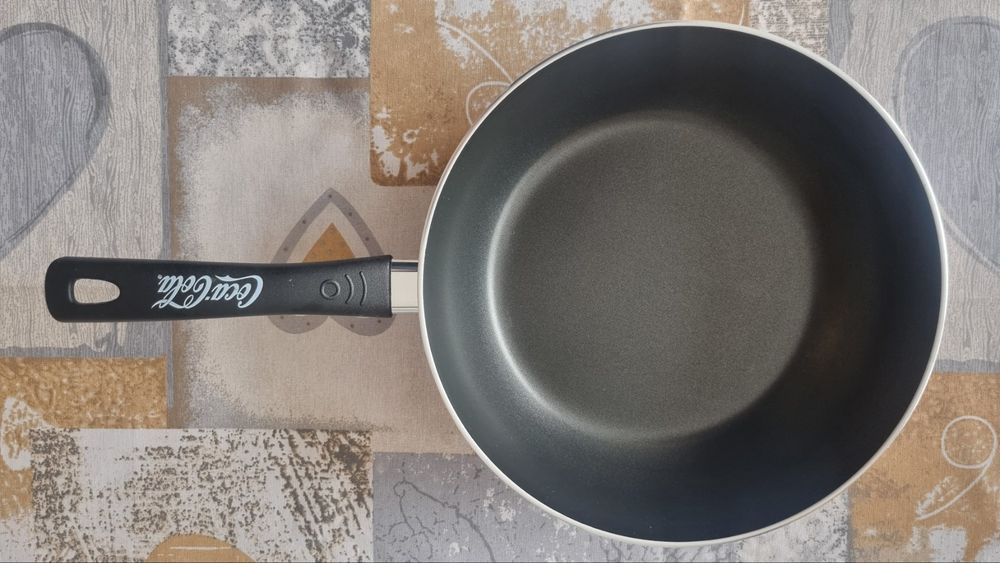 Нов тефлонов тиган