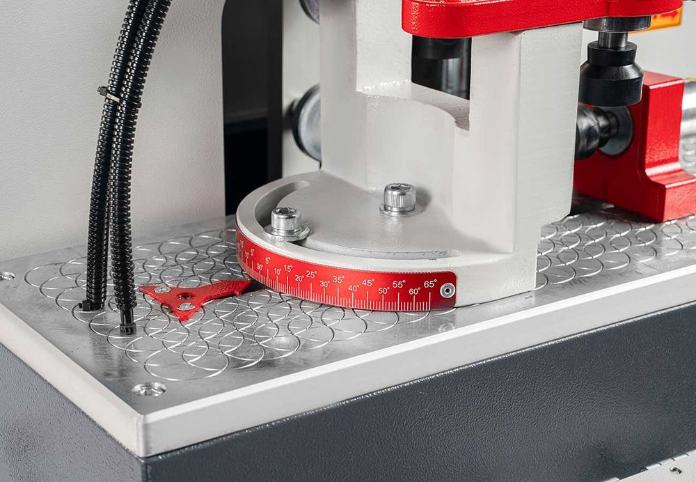 Mașină de Frezat Montant cu 2 Freze - CN211 / PLASTMACH