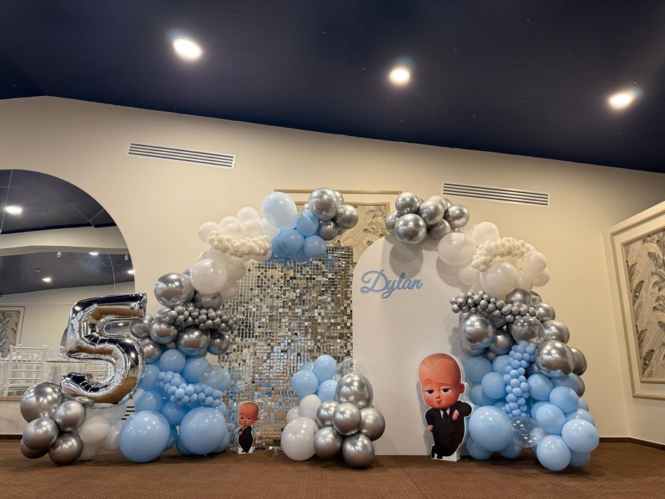 Decor evenimente,cristelnita,opis invitati,photocorner,aranjamente