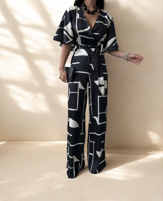 MANGO дамски елегантен  гащеризон черно и бяло