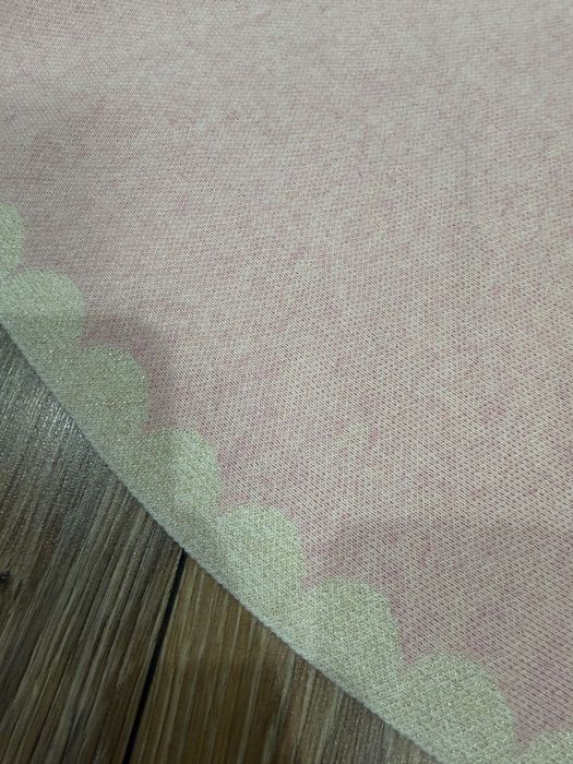 Продам костюм для девочки