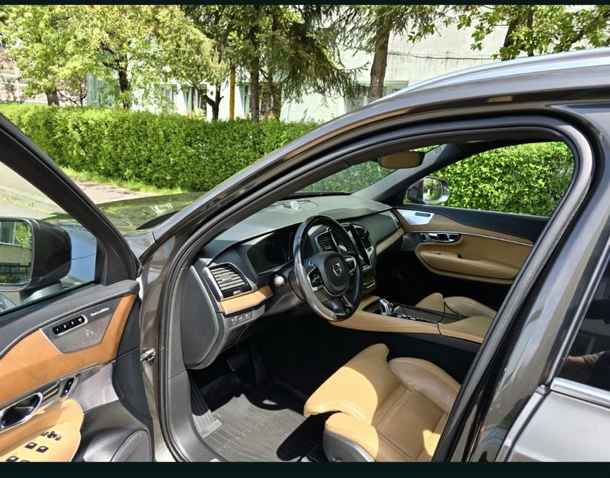 VOLVO XC90 2019 — imagine 3