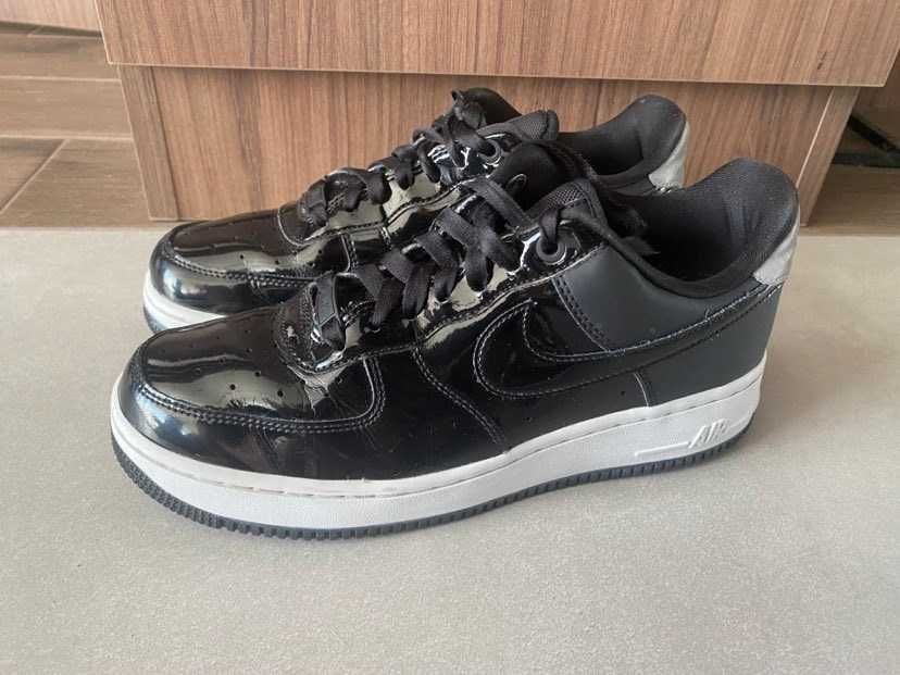 Nike Air Force 1 Low 07 SE patent black reflective silver