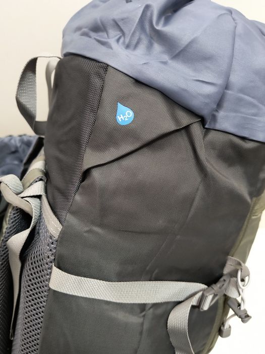 Туристическа раница 60 L / безплатна доставка/