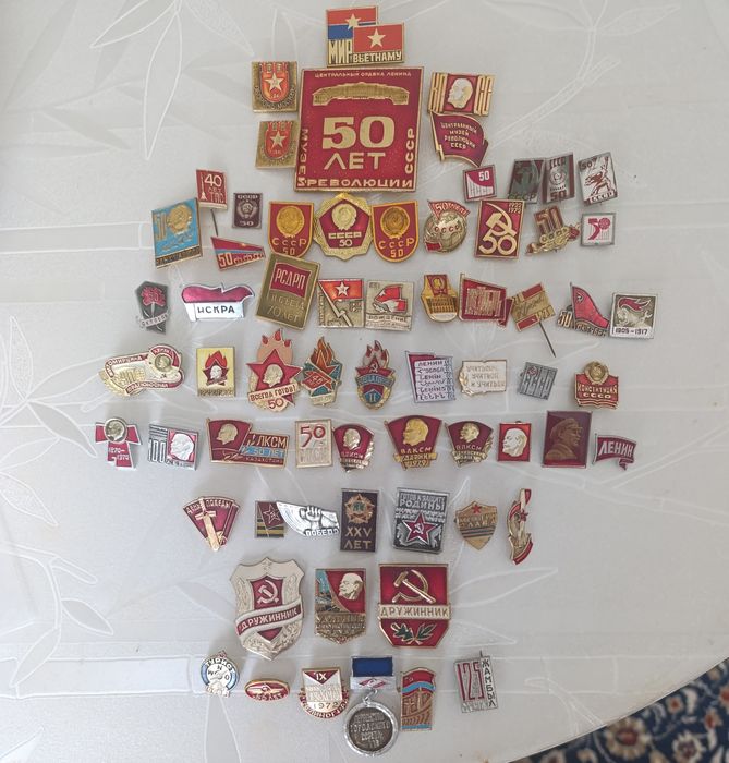 Значки  из  СССР