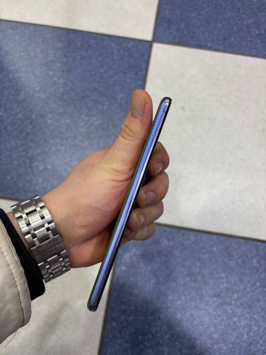 Samsung galaxy S20+ 256 GB srochna sotladi