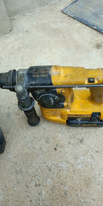 Перфоратор на батерии